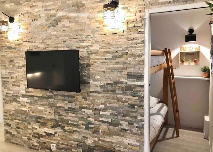 Cosy 30 M2 Climatise Au Centre De Lgm *